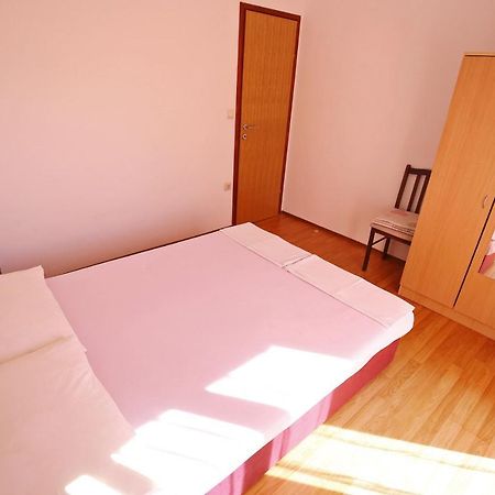 ביוגראד נה מורו Apartmani Buca מראה חיצוני תמונה