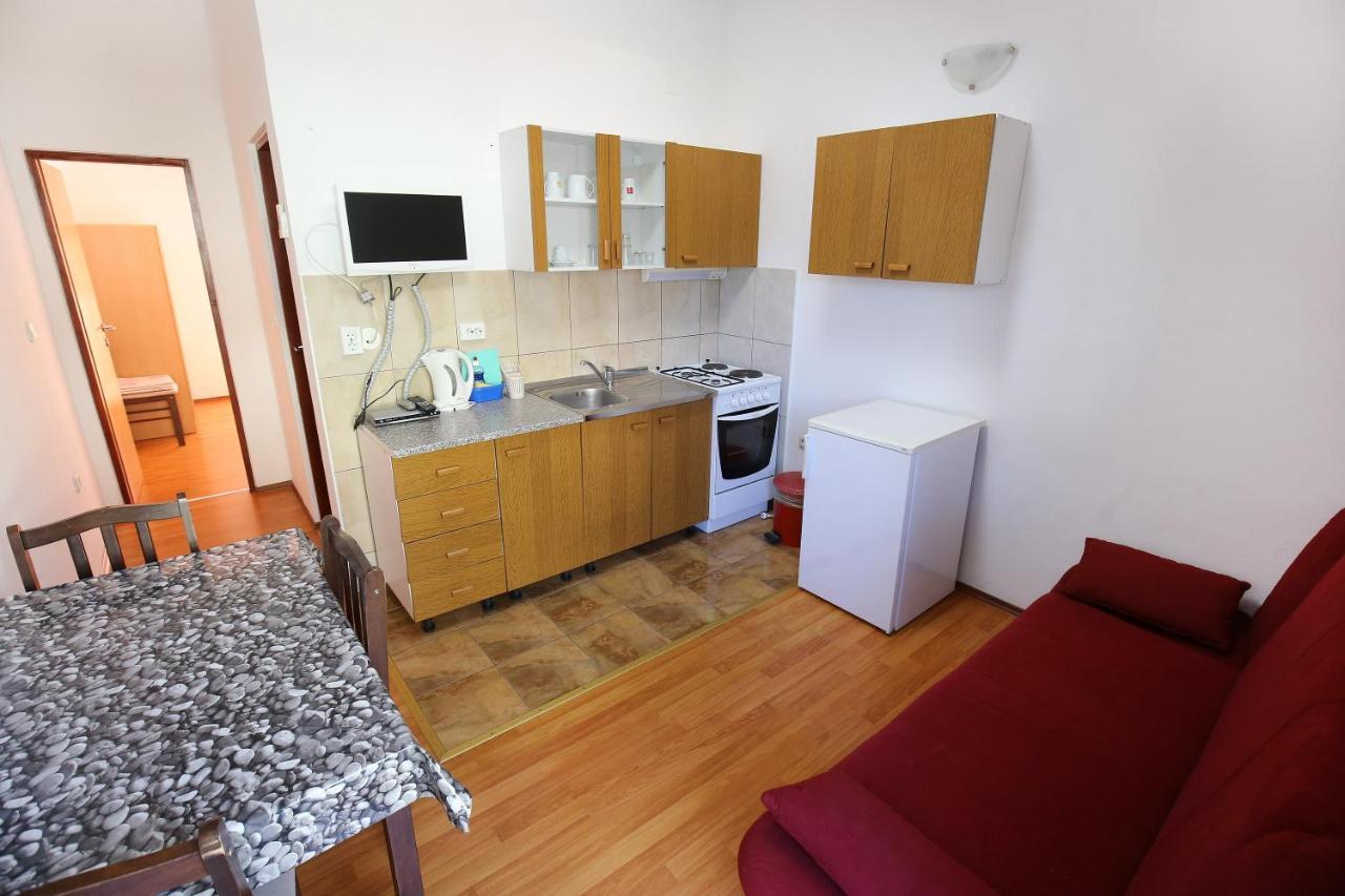 ביוגראד נה מורו Apartmani Buca מראה חיצוני תמונה