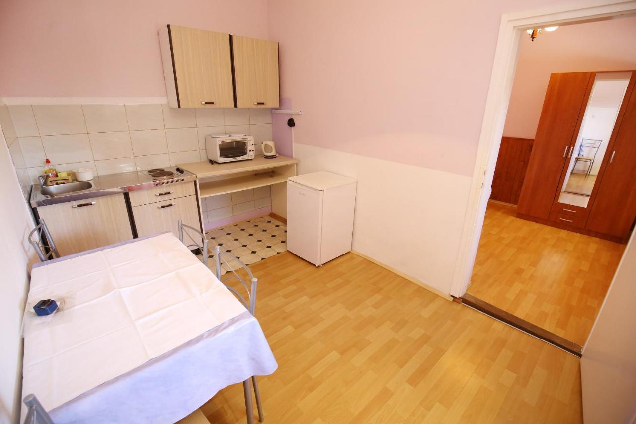 ביוגראד נה מורו Apartmani Buca מראה חיצוני תמונה