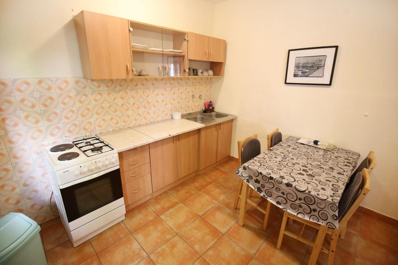 ביוגראד נה מורו Apartmani Buca מראה חיצוני תמונה