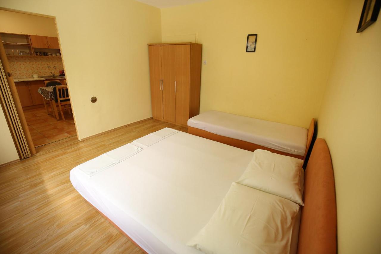 ביוגראד נה מורו Apartmani Buca מראה חיצוני תמונה